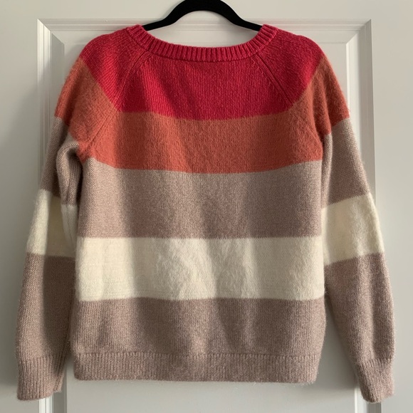 Loft Pink Color Block Fuzzy Knit Crew Neck Sweater Size Medium Petite - Picture 3 of 4